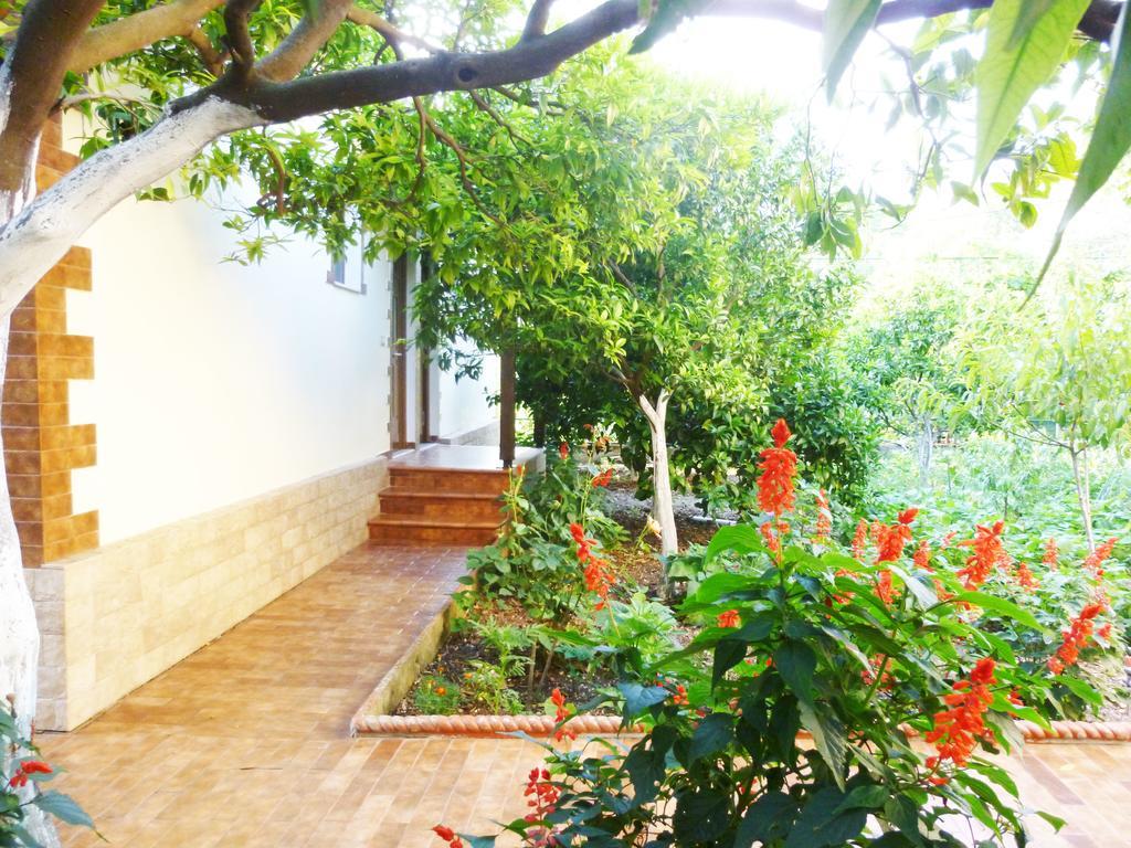 Apartman Altini *